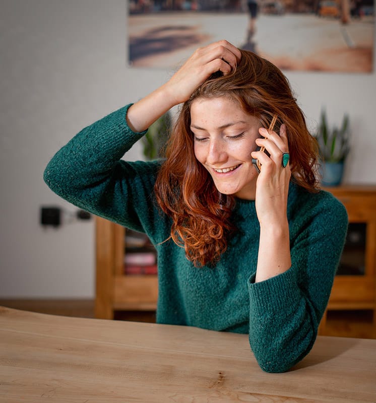 femme-voyance-telephone-maison